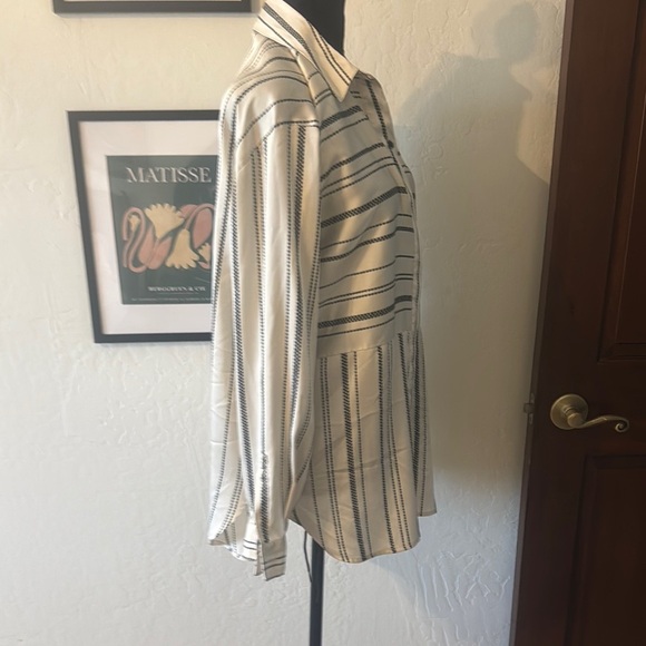 Karl Lagerfeld White and Black Striped Blouse - NWOT - Picture 5 of 9